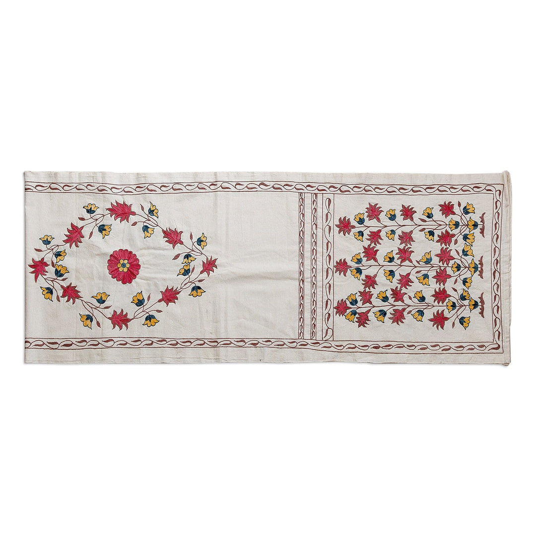 Embroidered Chrysanthemum-Themed Cotton Table Runner - Chrysanths