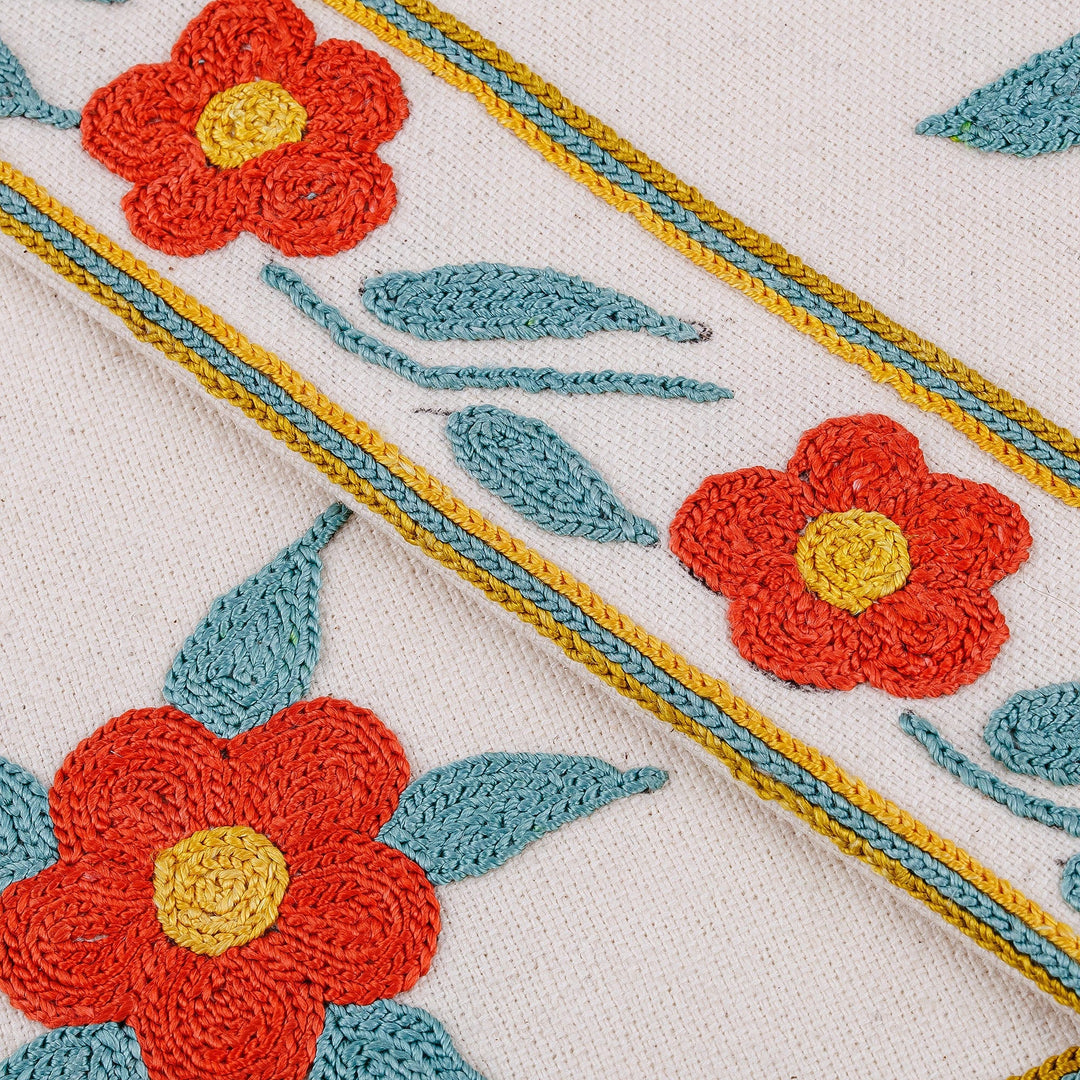 Set of 2 Embroidered Cotton Napkins in Red and Green Hues - Lovely Daisy