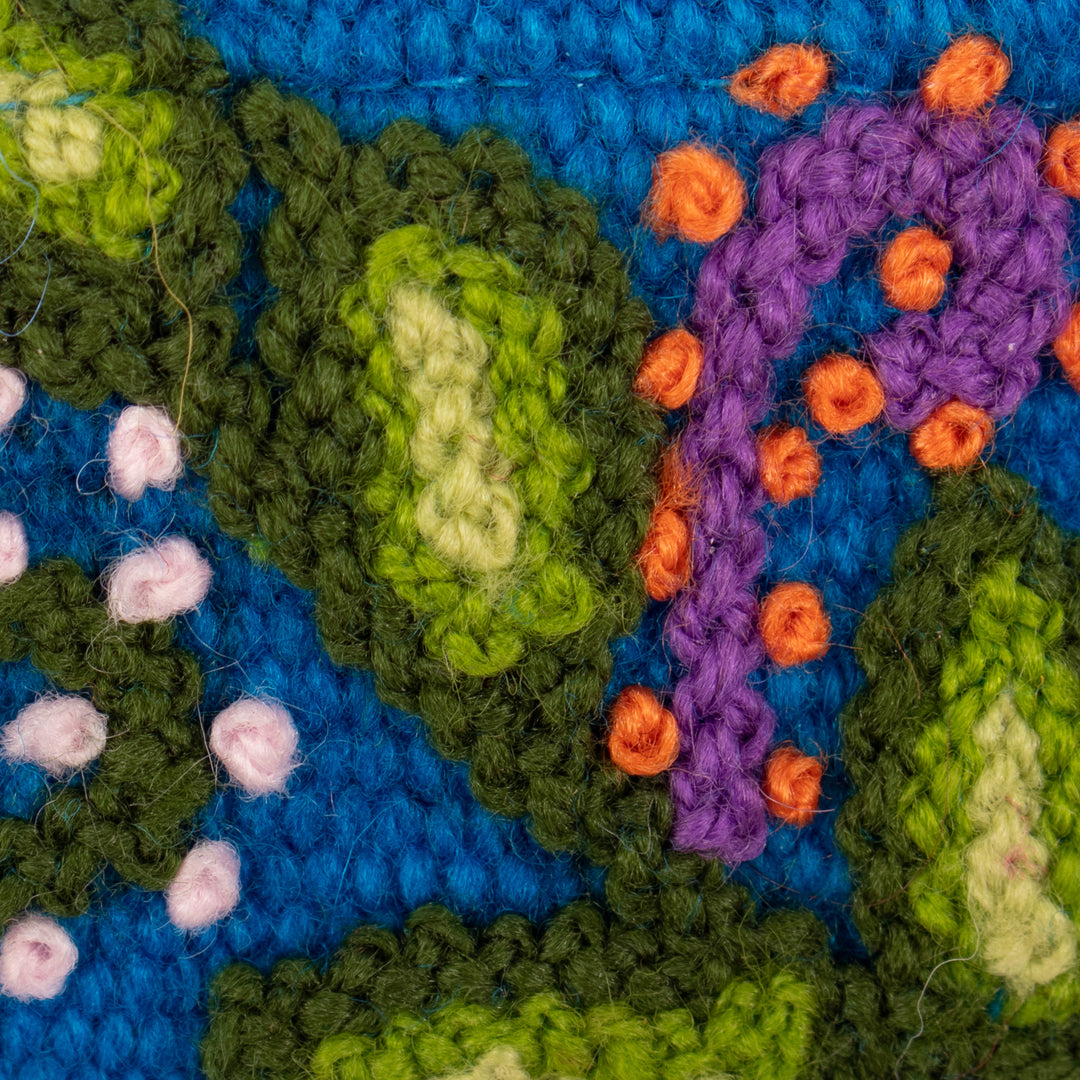 Handcrafted Leaf-Themed Blue Wool Coin Purse from Peru - Eden Blue