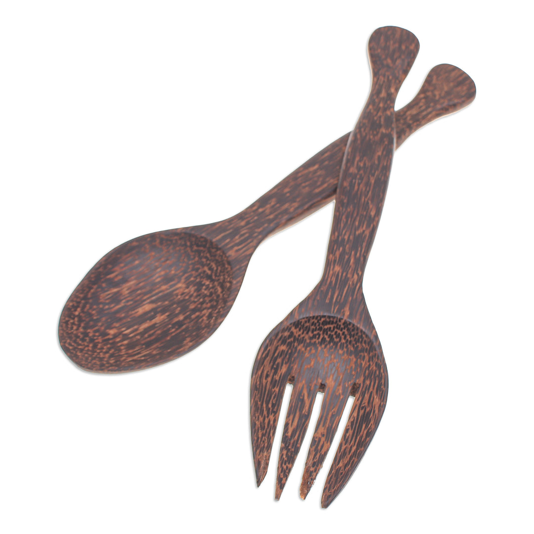 Hand-Carved Palmyra Palm Wood Salad Serving Set (Set of 2) - Island Flavor