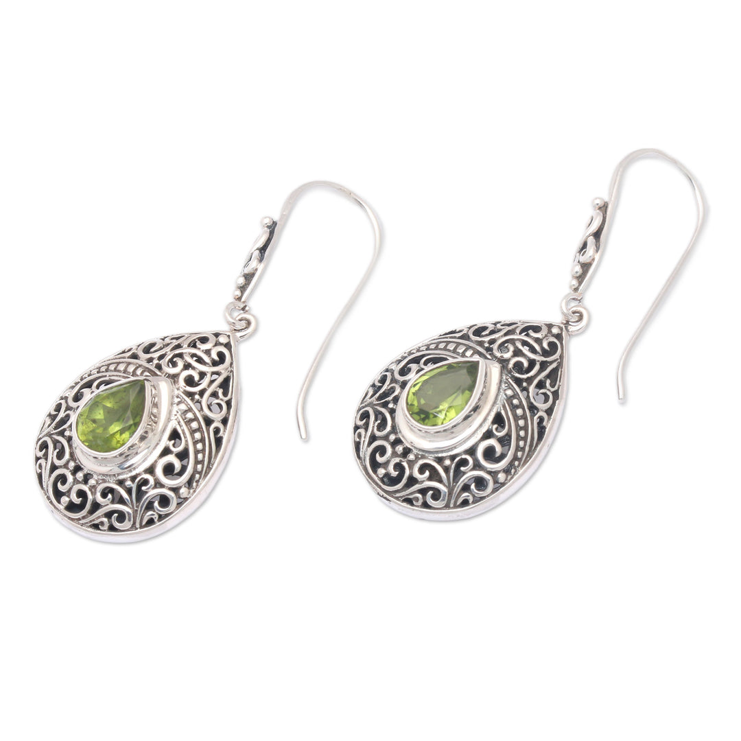 Traditional One-Carat Faceted Peridot Dangle Earrings - Regal Paradise in Green