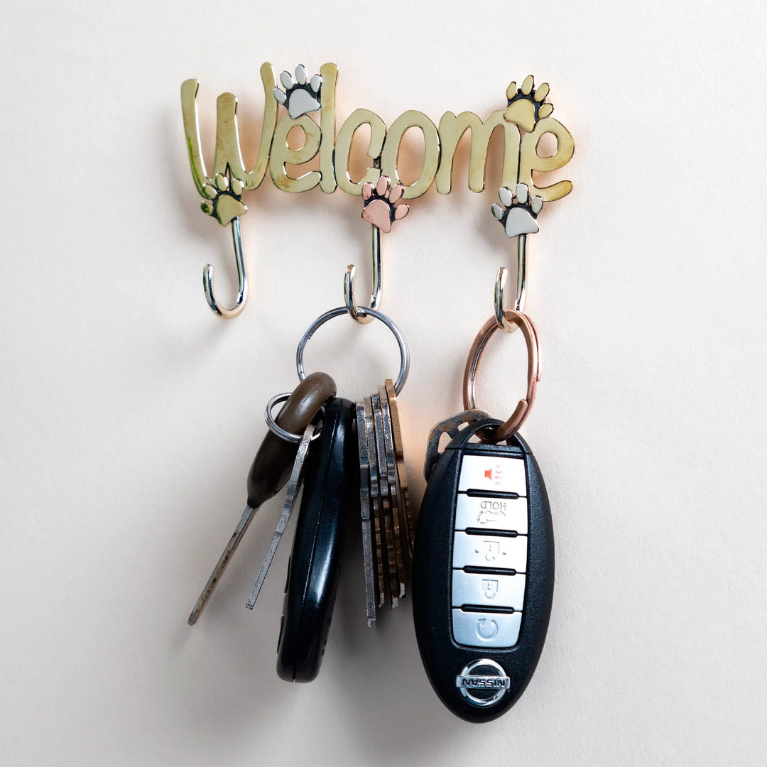 Metal Paw Print Welcome Wall Sign with Hooks - Paw Print Welcome