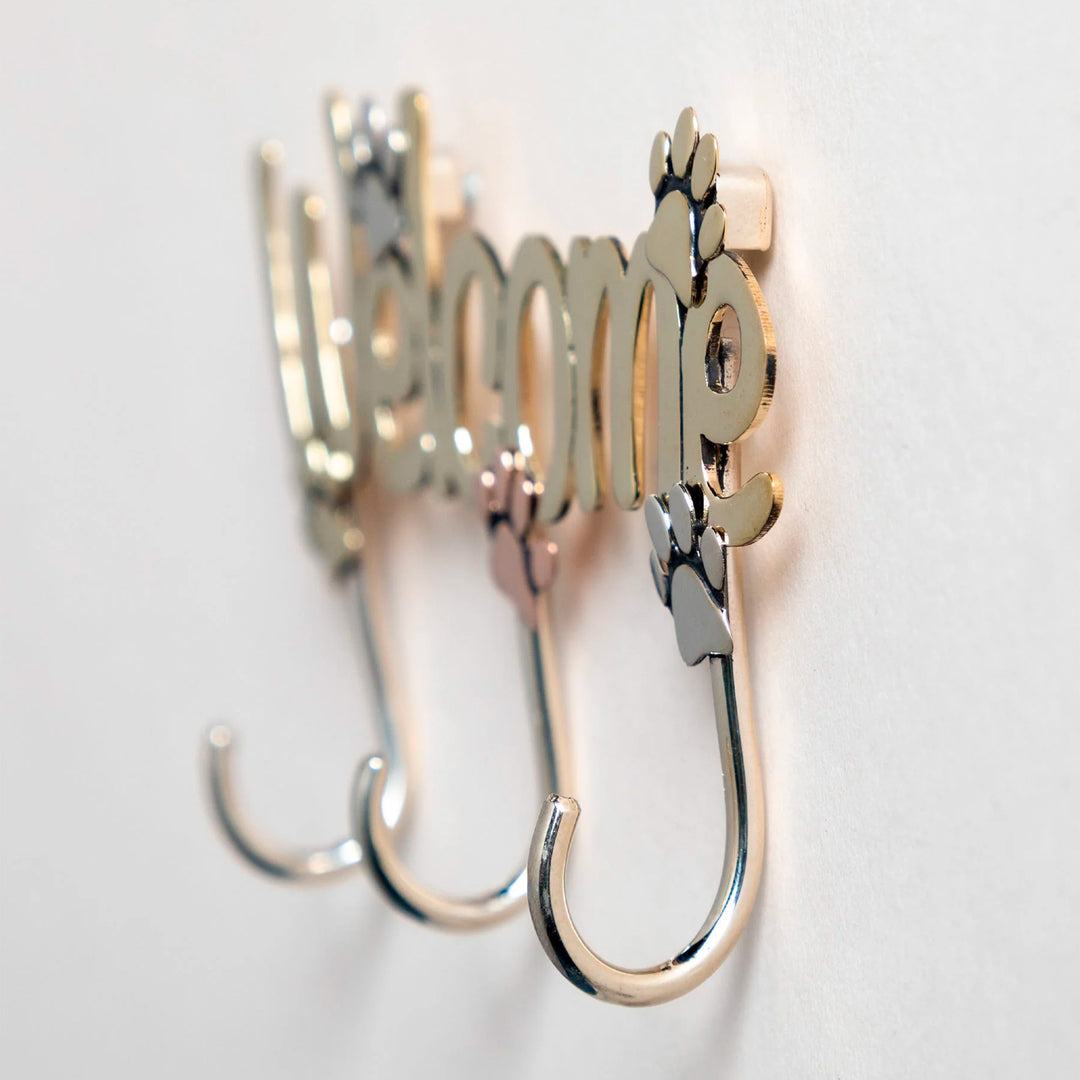 Metal Paw Print Welcome Wall Sign with Hooks - Paw Print Welcome