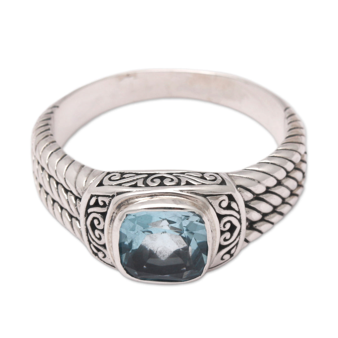 Ocean Glimmer