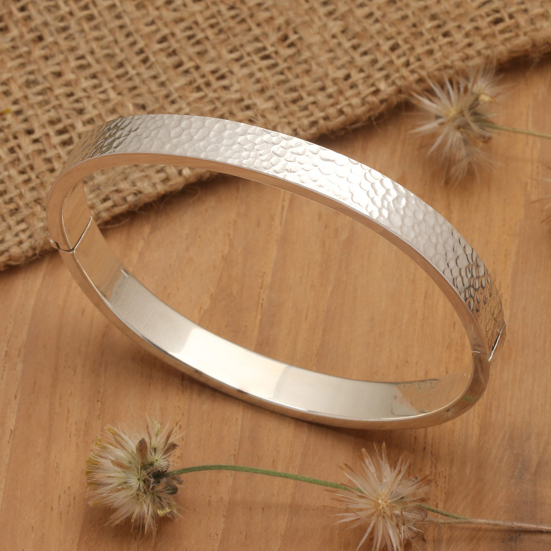 Textured 925 Silver Oval Bangle-Style Wristband Bracelet - Textured Oval