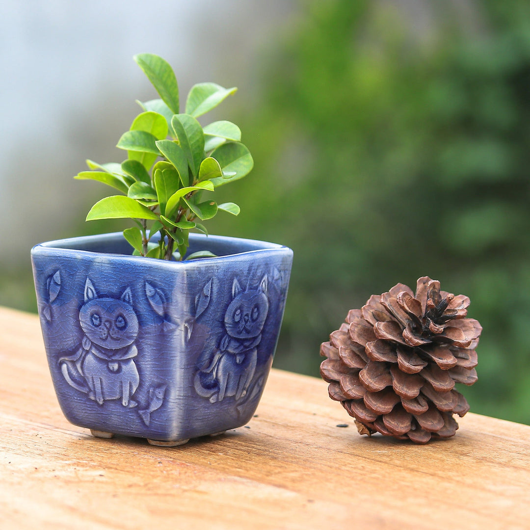 Cat-Themed Crackled-Finished Blue Ceramic Mini Flower Pot - Feline Eden in Blue
