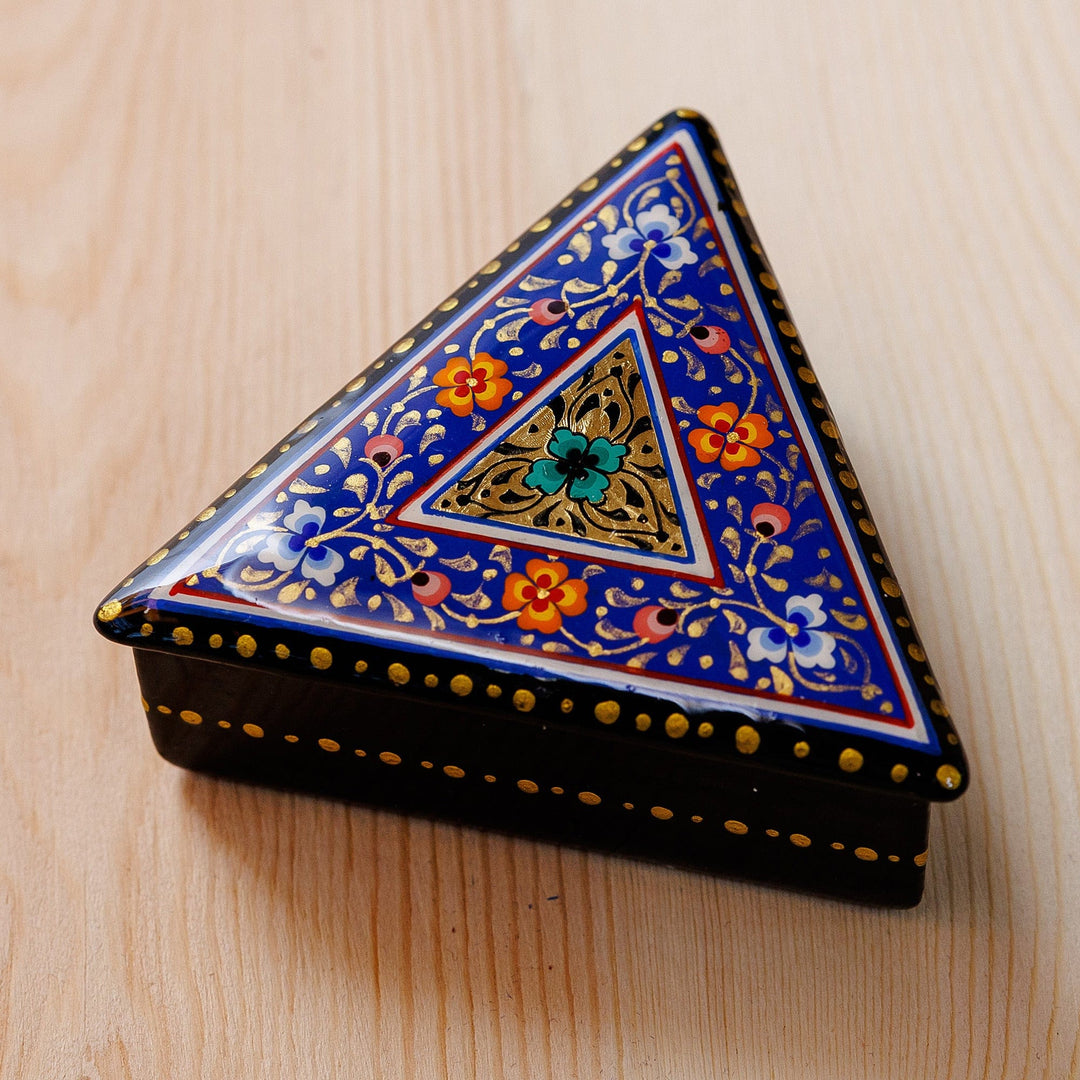 Triangular Intellect