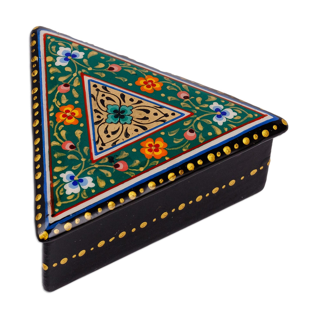 Handmade Green Triangular Jewelry Box with Floral Details - Triangular Vitality
