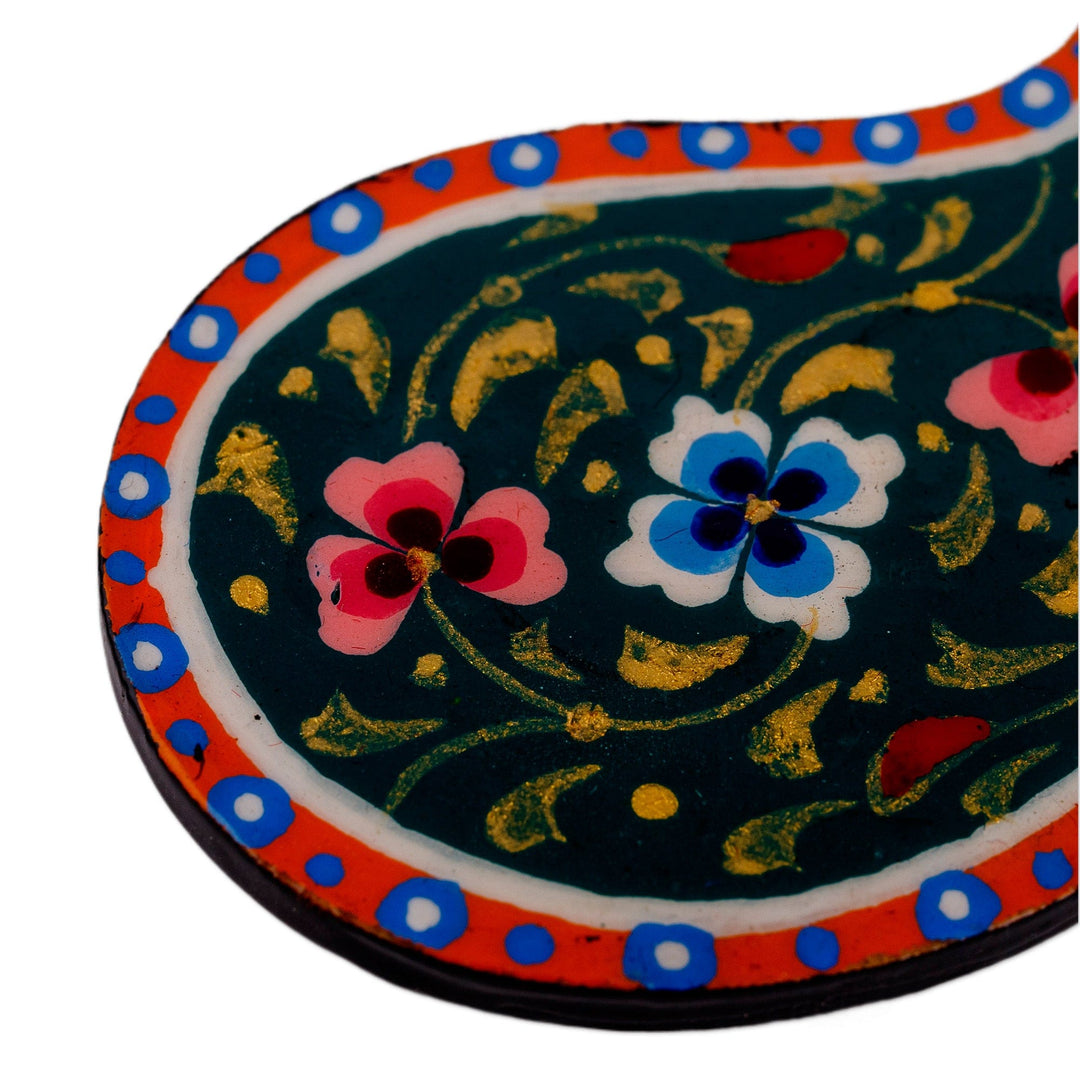 Lacquered Hand-Painted Papier Mache Paisley & Floral Magnet - Blooming Paisley