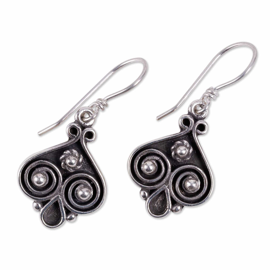 Classic Spade-Shaped Sterling Silver Dangle Earrings - Lucky Dame