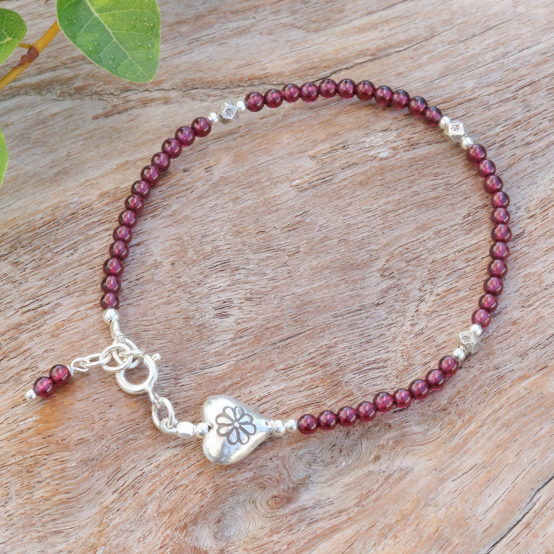 Heart-Themed Hill Tribe Natural Garnet Beaded Bracelet - Heart of Garnet