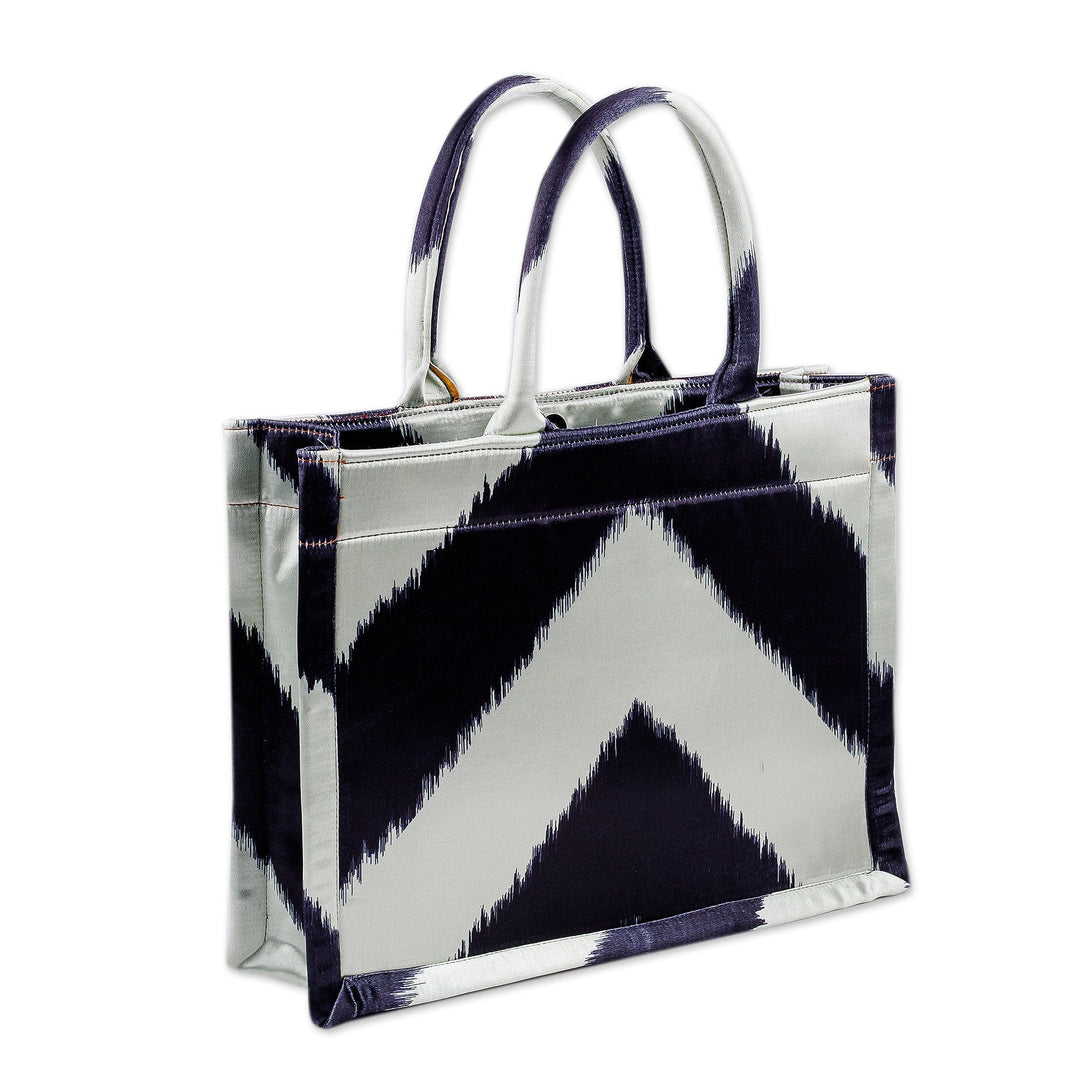 Handcrafted Tote Bag with Ikat Motifs in Black and White - Splendorous Elegance