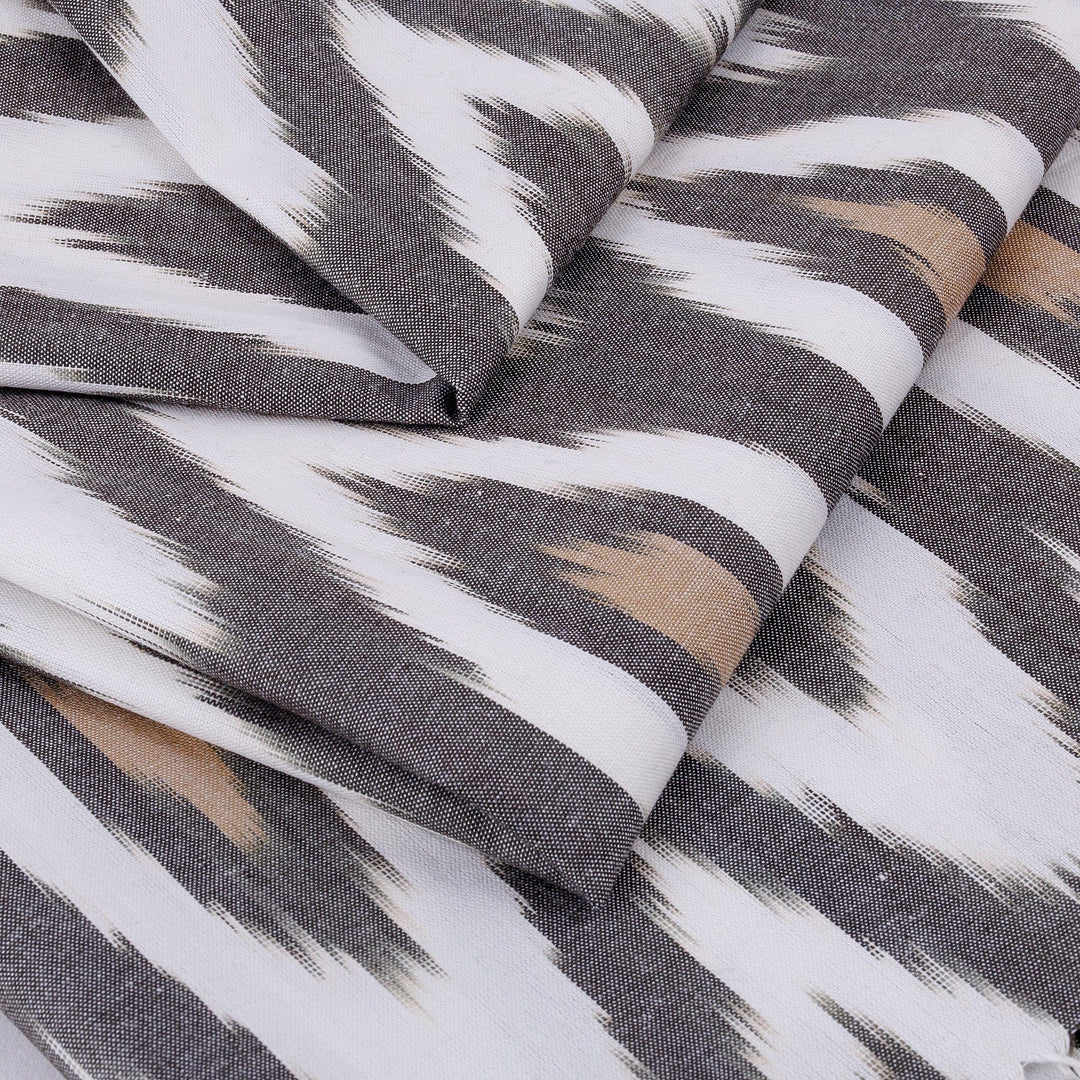 Peacock-Patterned Black and White Fringed Cotton Ikat Scarf - Black Plumage