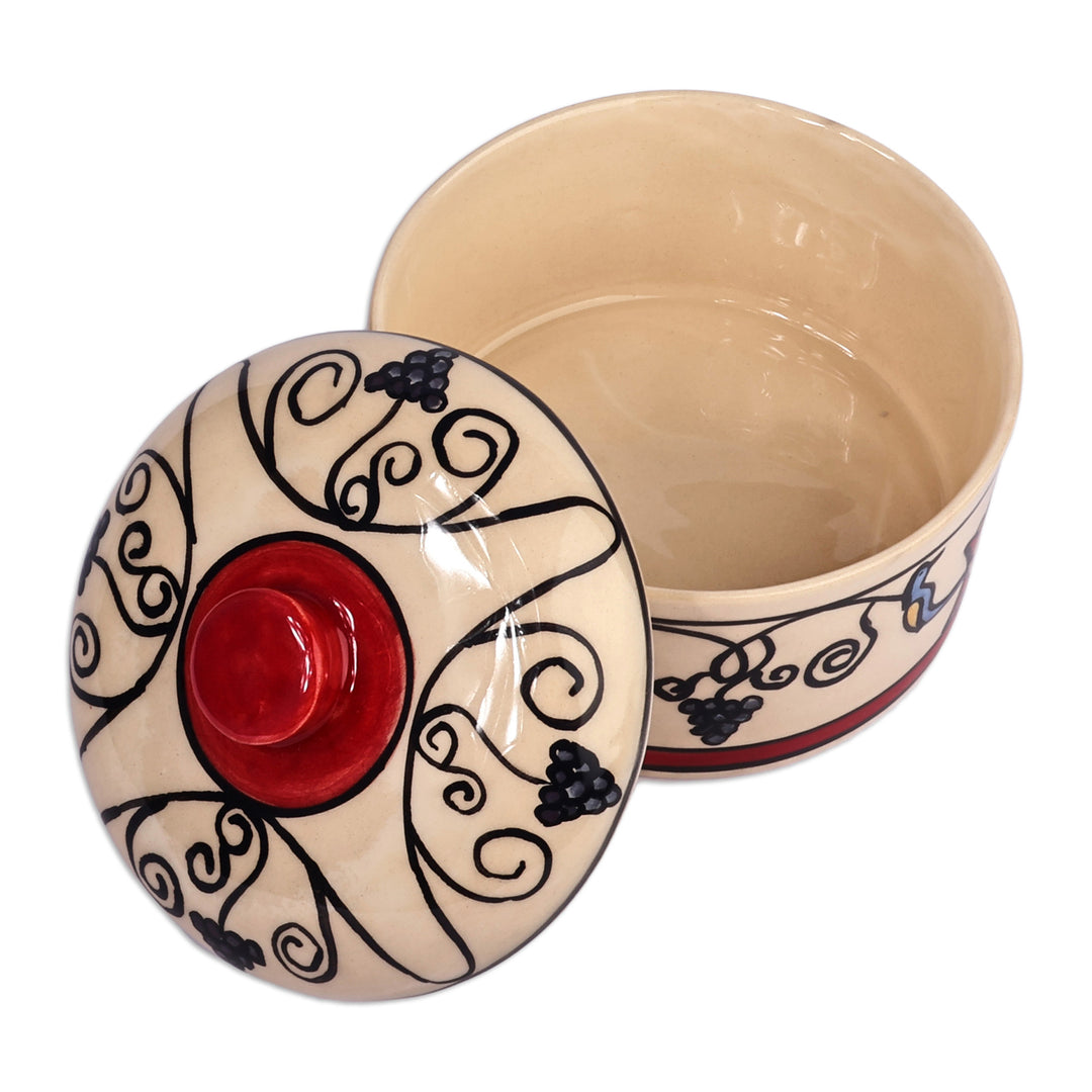 Handcrafted Nature-Themed Round Ceramic Jewelry Box - Nature's Allure
