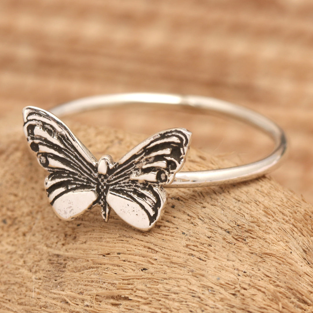Fluttering Life