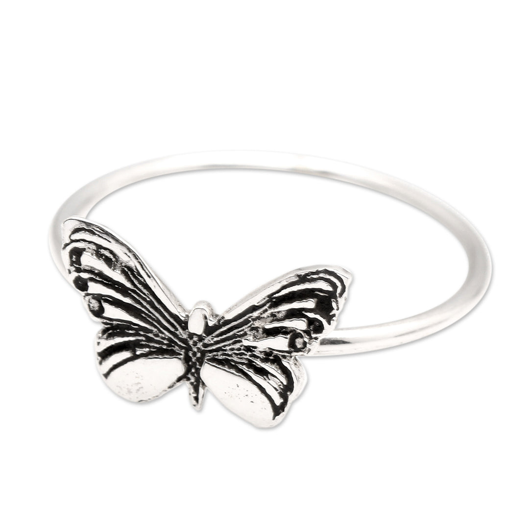 Fluttering Life
