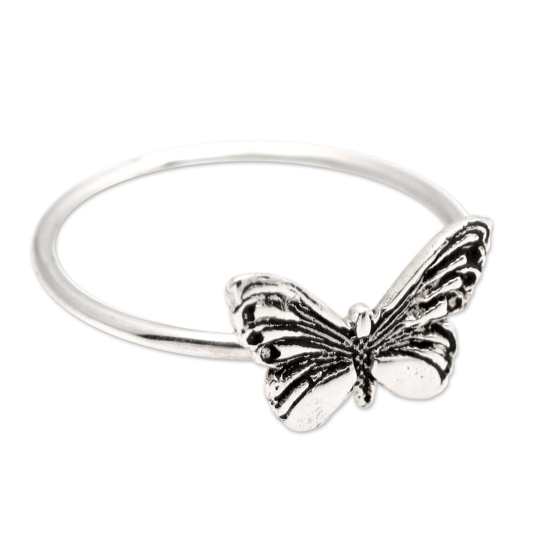 Fluttering Life