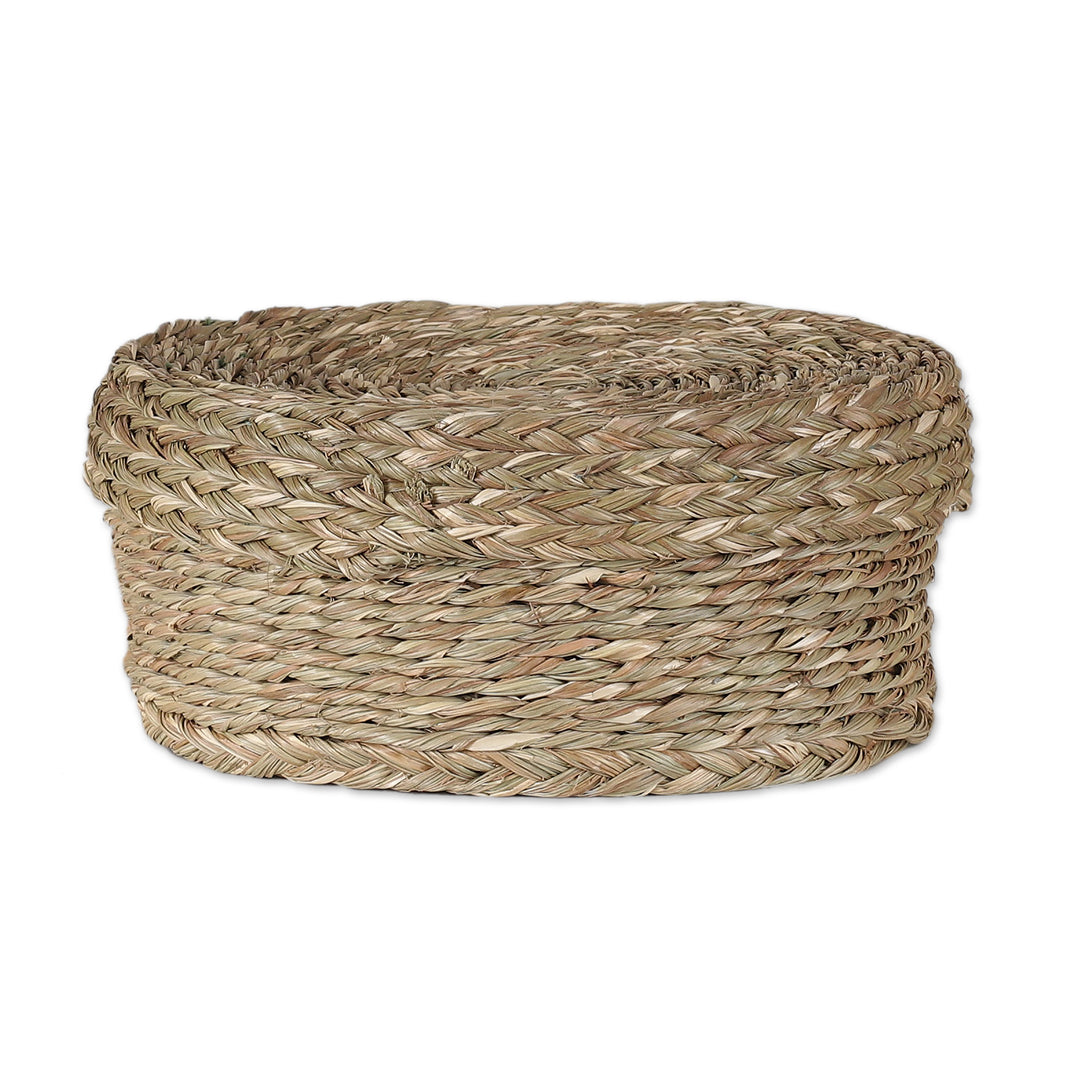 Handwoven Minimalist Round Natural Sabai Grass Fiber Basket - Rural Minimalism