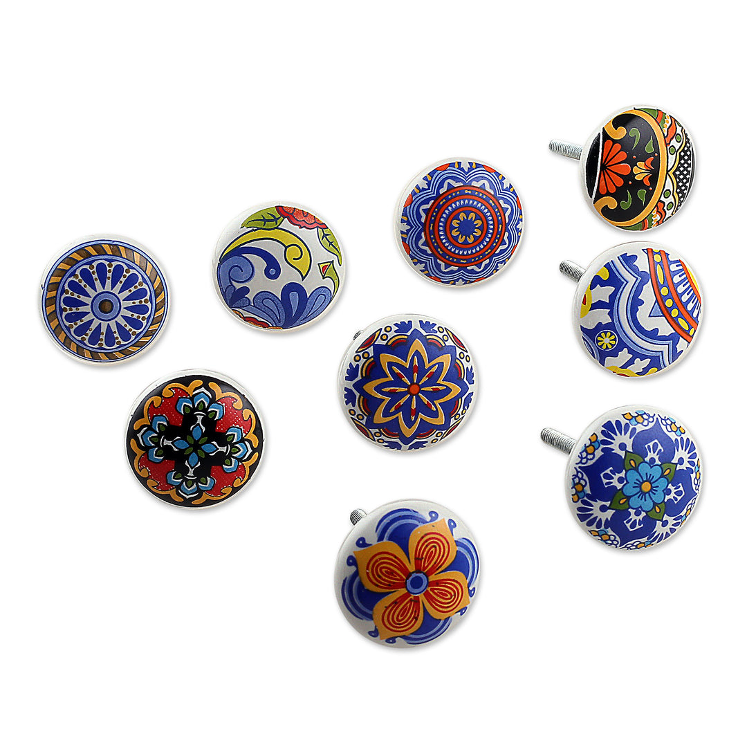 9 Ceramic Knobs with Hand-Painted Floral and Leaf Motifs - Harmonious Beauty