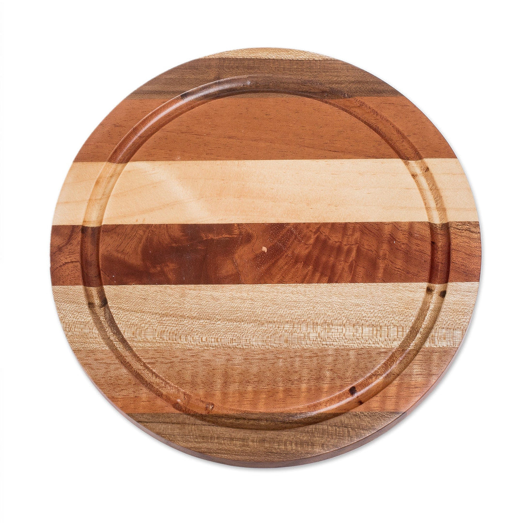 Striped Round Bay Laurel, Cedar and Pinewood Cutting Board - Cycle of Delicacies