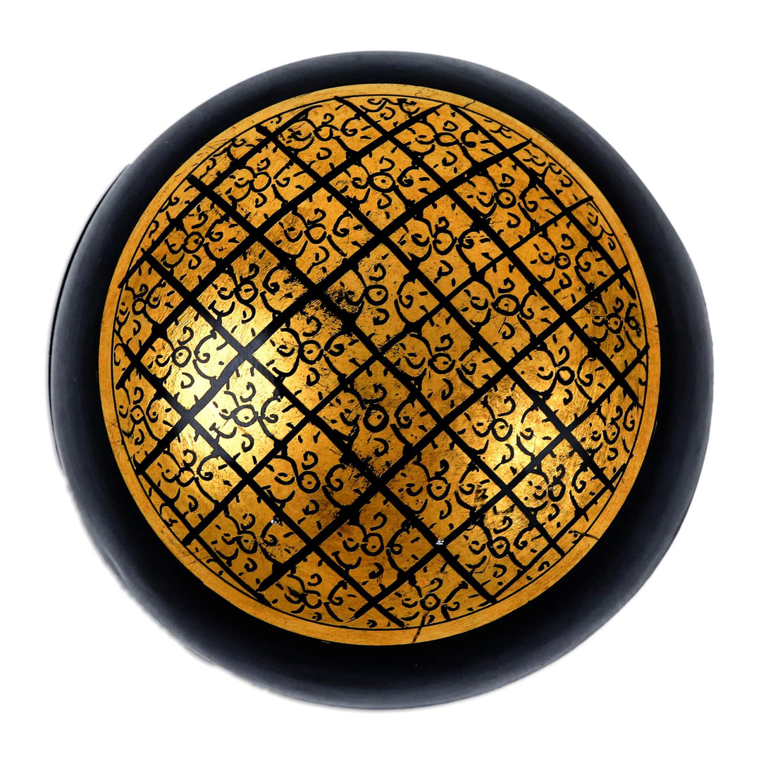 Lacquered Lanna Patterned Round Mango Wood Decorative Box - Thai Richness