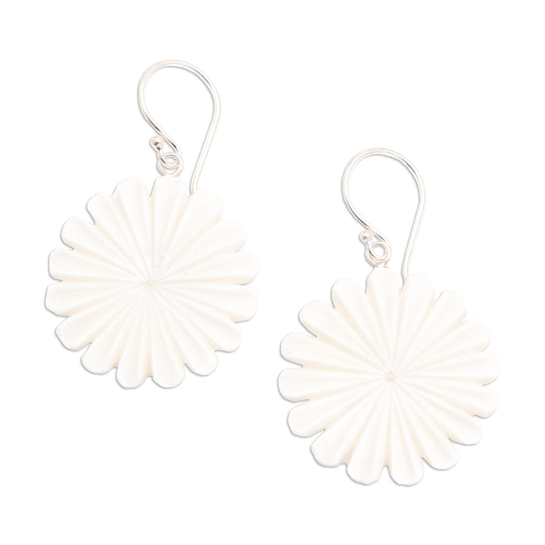 Hand-Carved Fresh Margot Bloom-Shaped Dangle Earrings - Snowy Blooming Margot