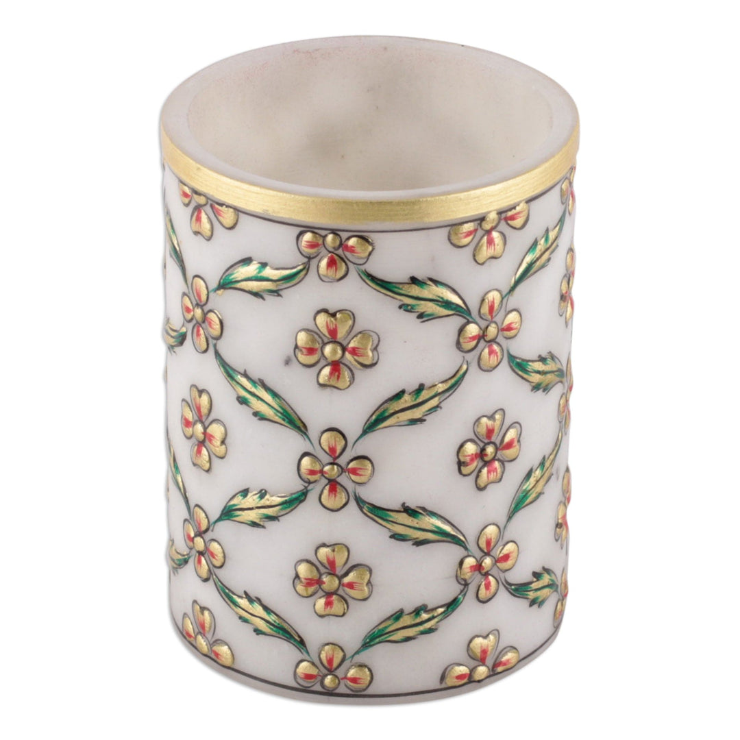 Floral Mesh-Patterned Marble Pend Holder in Green and Golden - Blooming Mesh