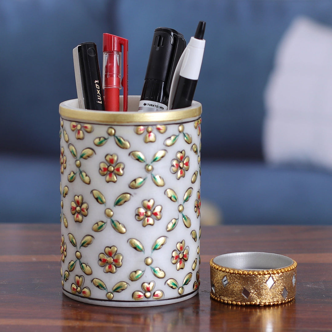 Floral Mesh-Patterned Marble Pend Holder in Green and Red - Spring Mesh