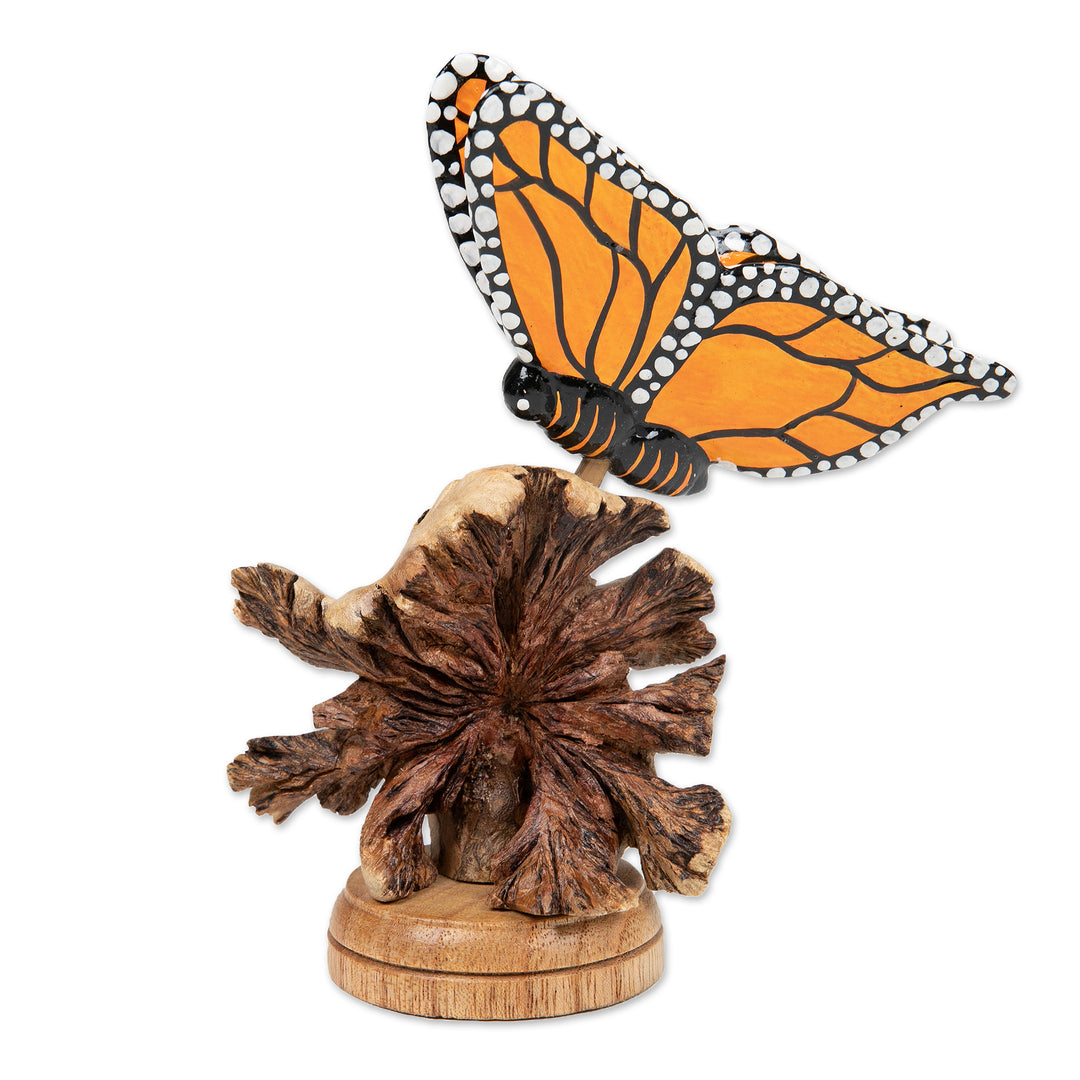 Natural Benalu and Jempinis Wood Monarch Butterfly Sculpture - Butterfly Greatness