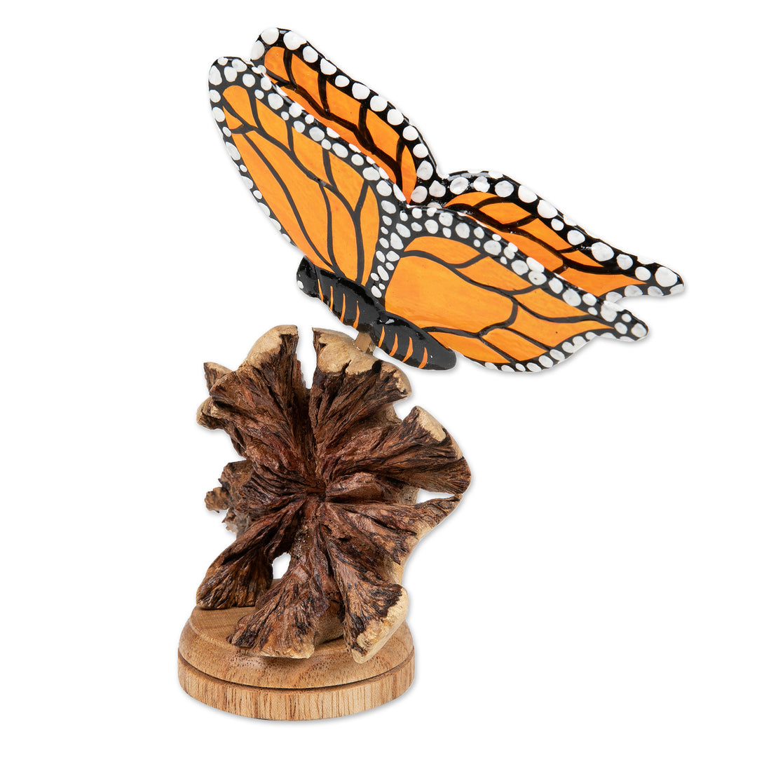Natural Benalu and Jempinis Wood Monarch Butterfly Sculpture - Butterfly Greatness