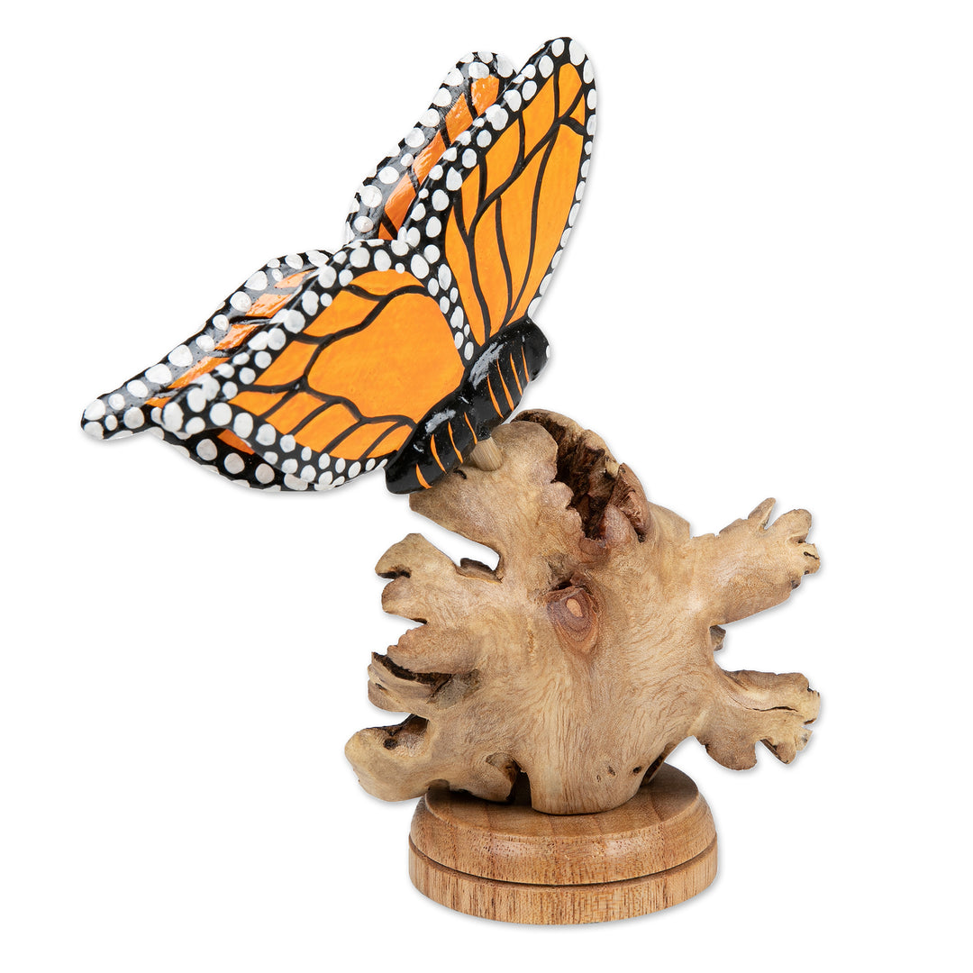 Natural Benalu and Jempinis Wood Monarch Butterfly Sculpture - Butterfly Greatness
