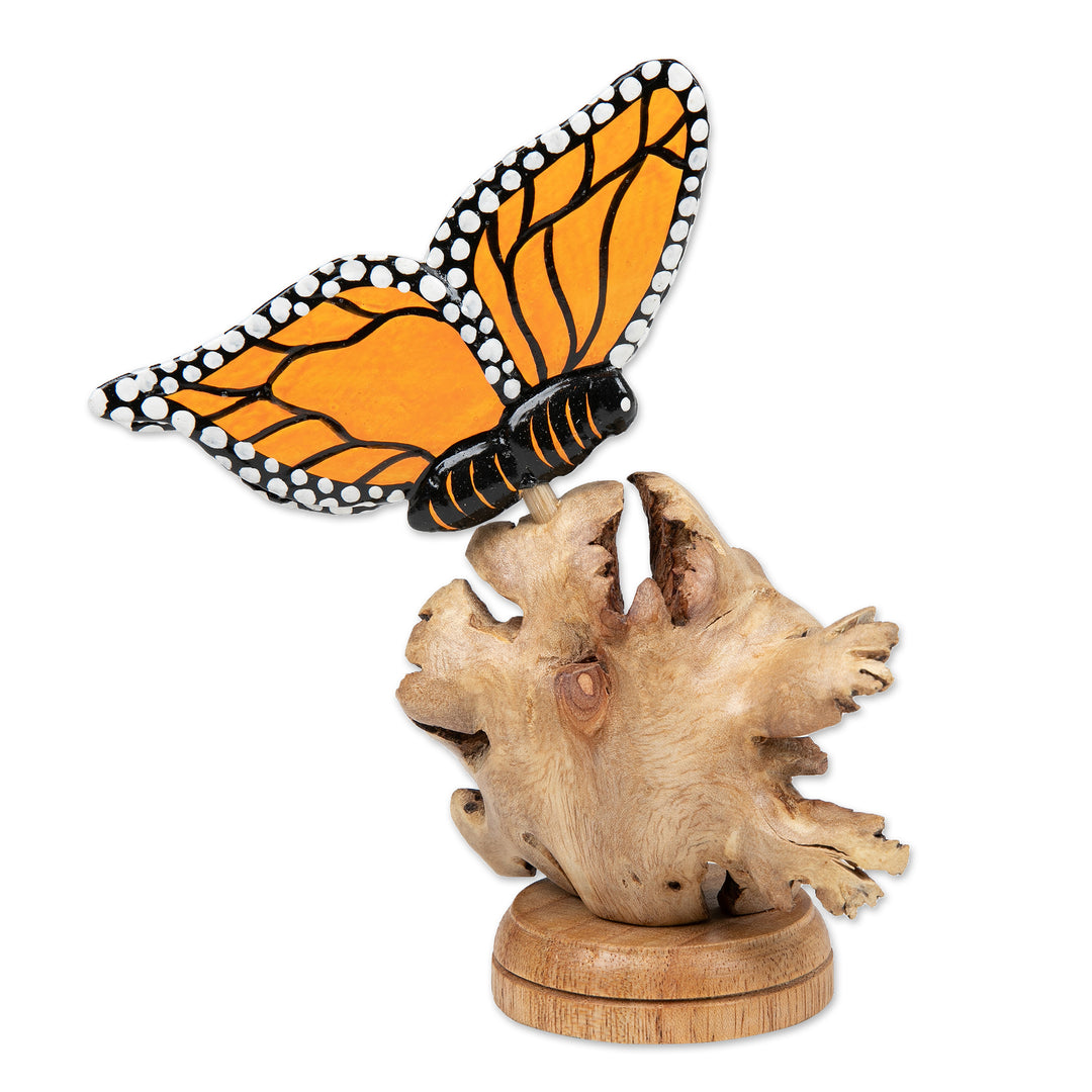 Natural Benalu and Jempinis Wood Monarch Butterfly Sculpture - Butterfly Greatness