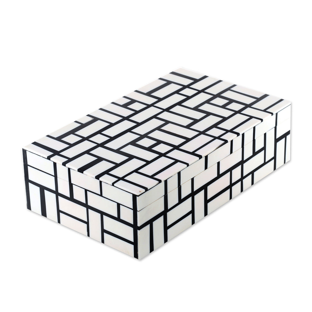 Maze-Patterned Black and White Resin Decorative Box (Large) - Hypnotic Maze