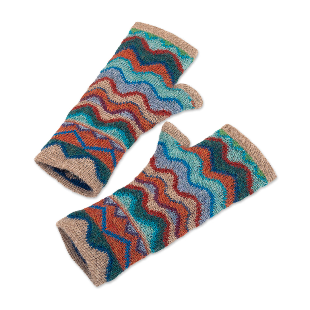 100% Alpaca Fingerless Mittens with Wavy and Zigzag Motifs - Andean Vista