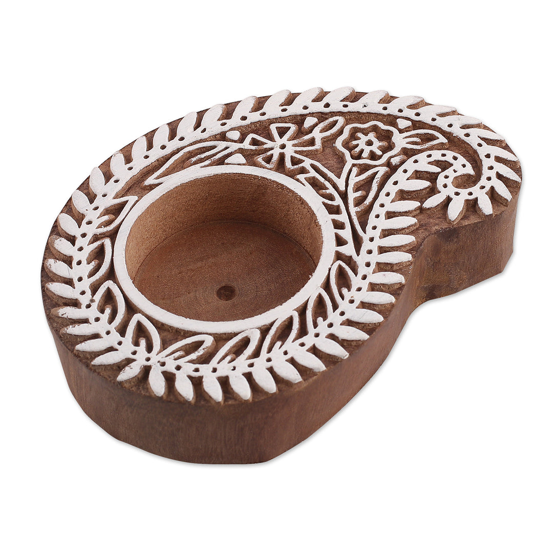 Hand-Carved Mango Wood Paisley Tealight Candle Holder - Paisley Glow