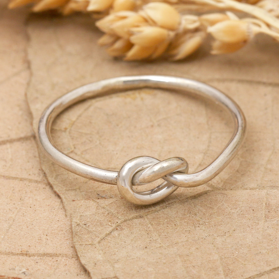 Singular Knot