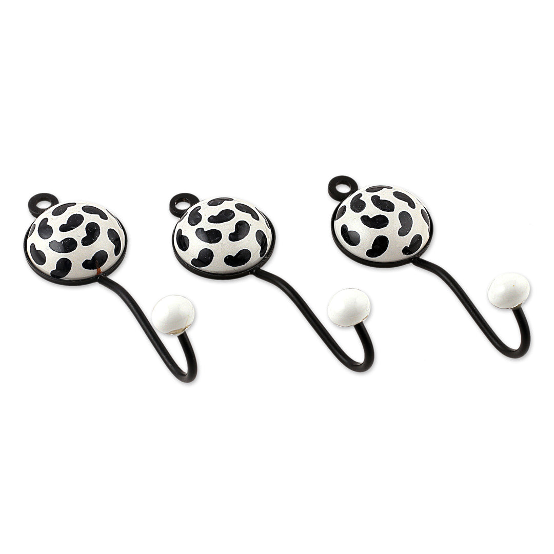 Set of 3 Ceramic Coat Hooks with Hand-Painted Paisley Motifs - Perfect Paisley