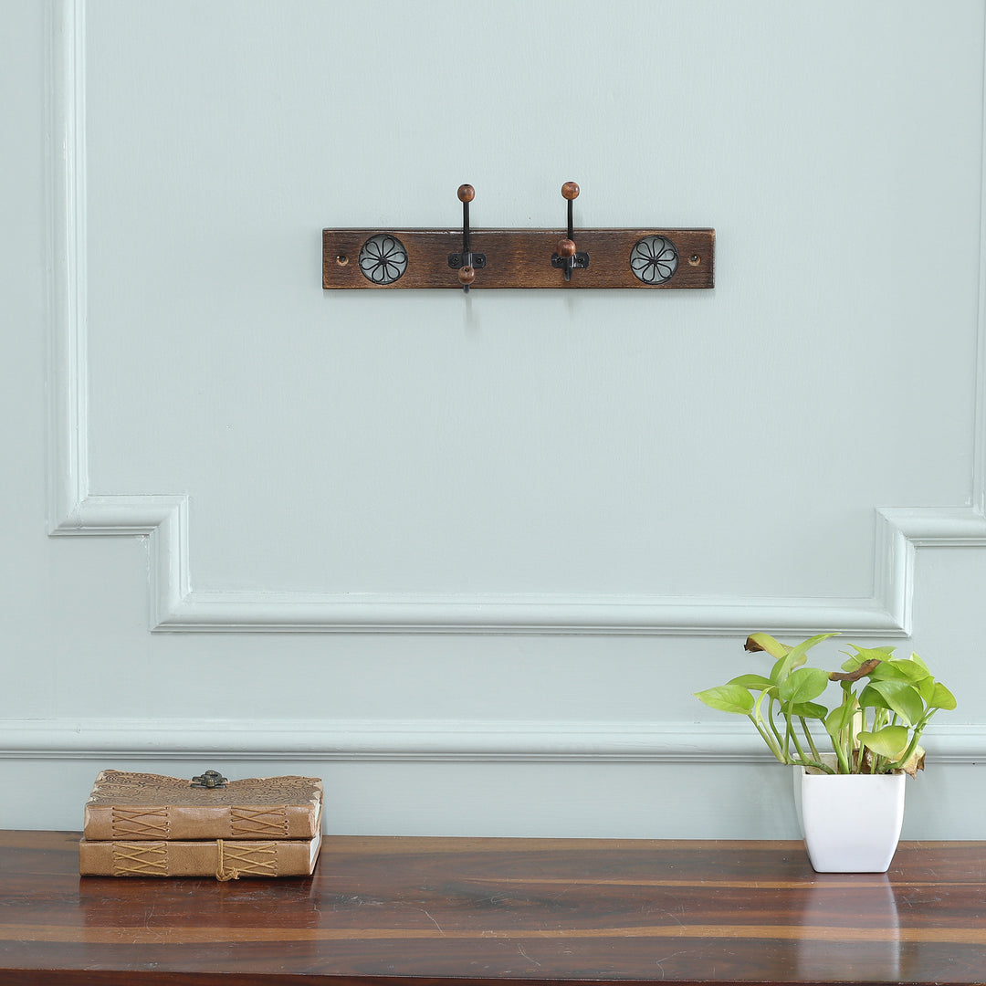 Wood Iron Coat Rack with Floral Jali-Style Openwork Motifs - Floral Dreams