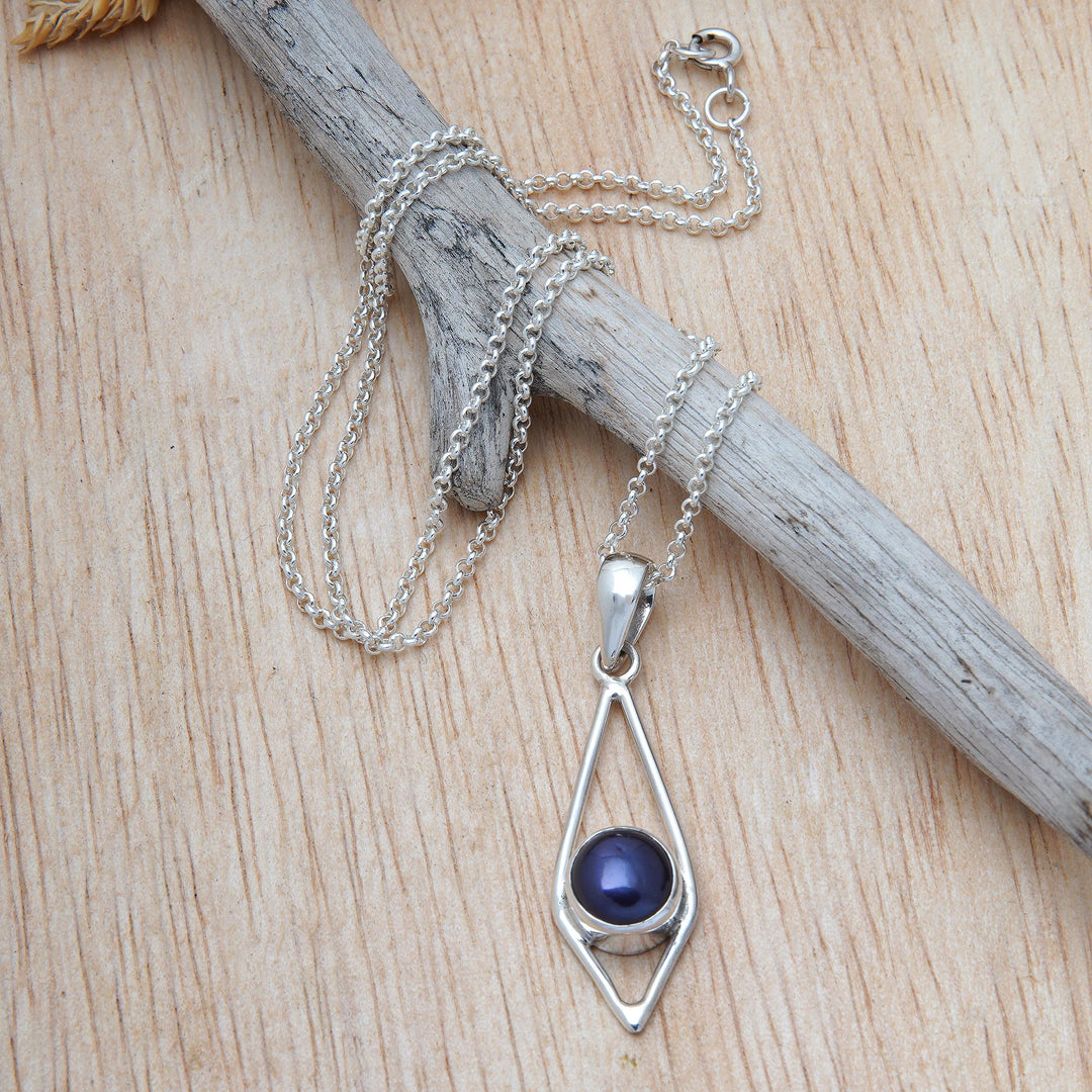 White Cultured Pearl Blue Overtone Silver Pendant Necklace - Luminous Luxury