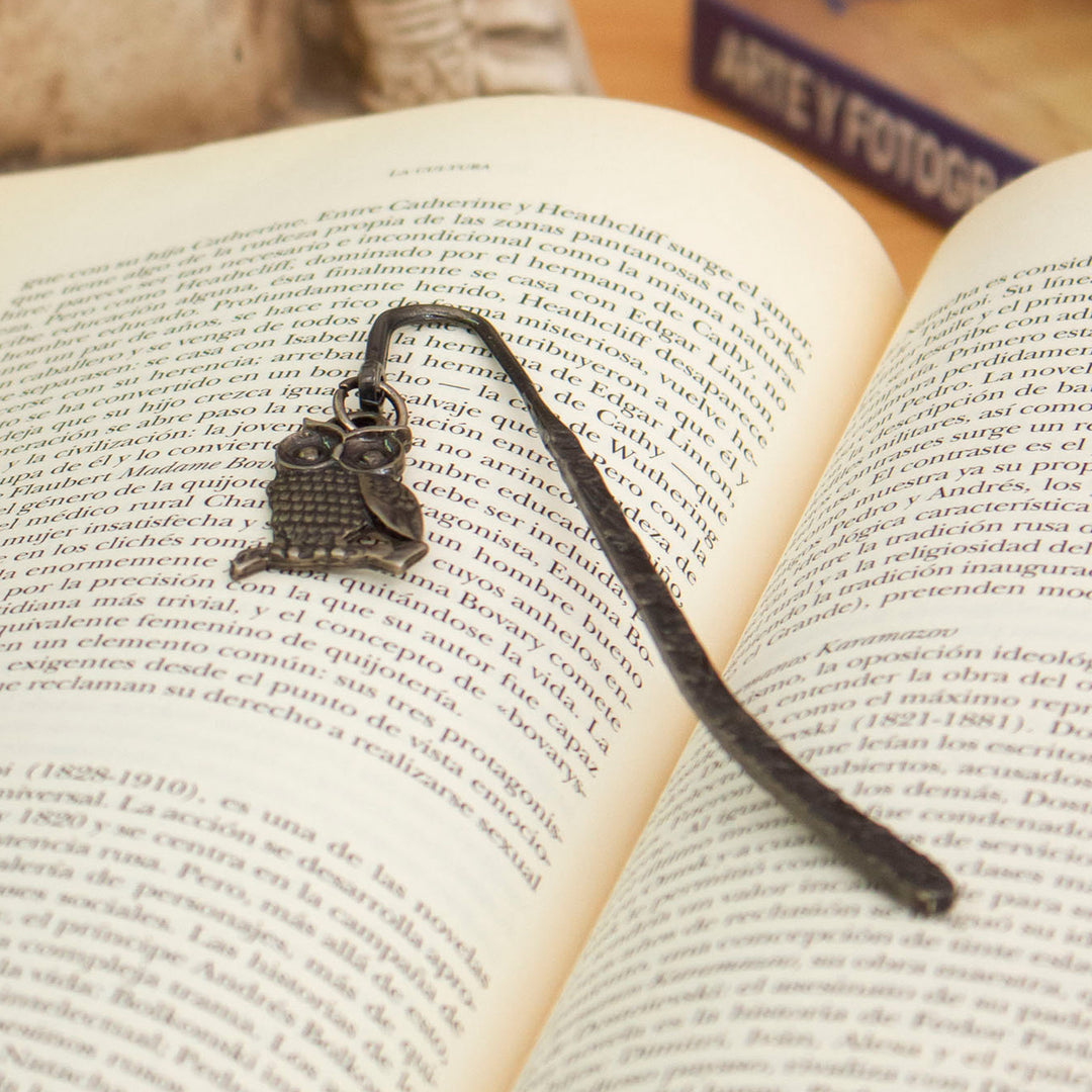 Antique-Finished Zamac Metal Bookmark with Owl Charm - Antique Wisdom