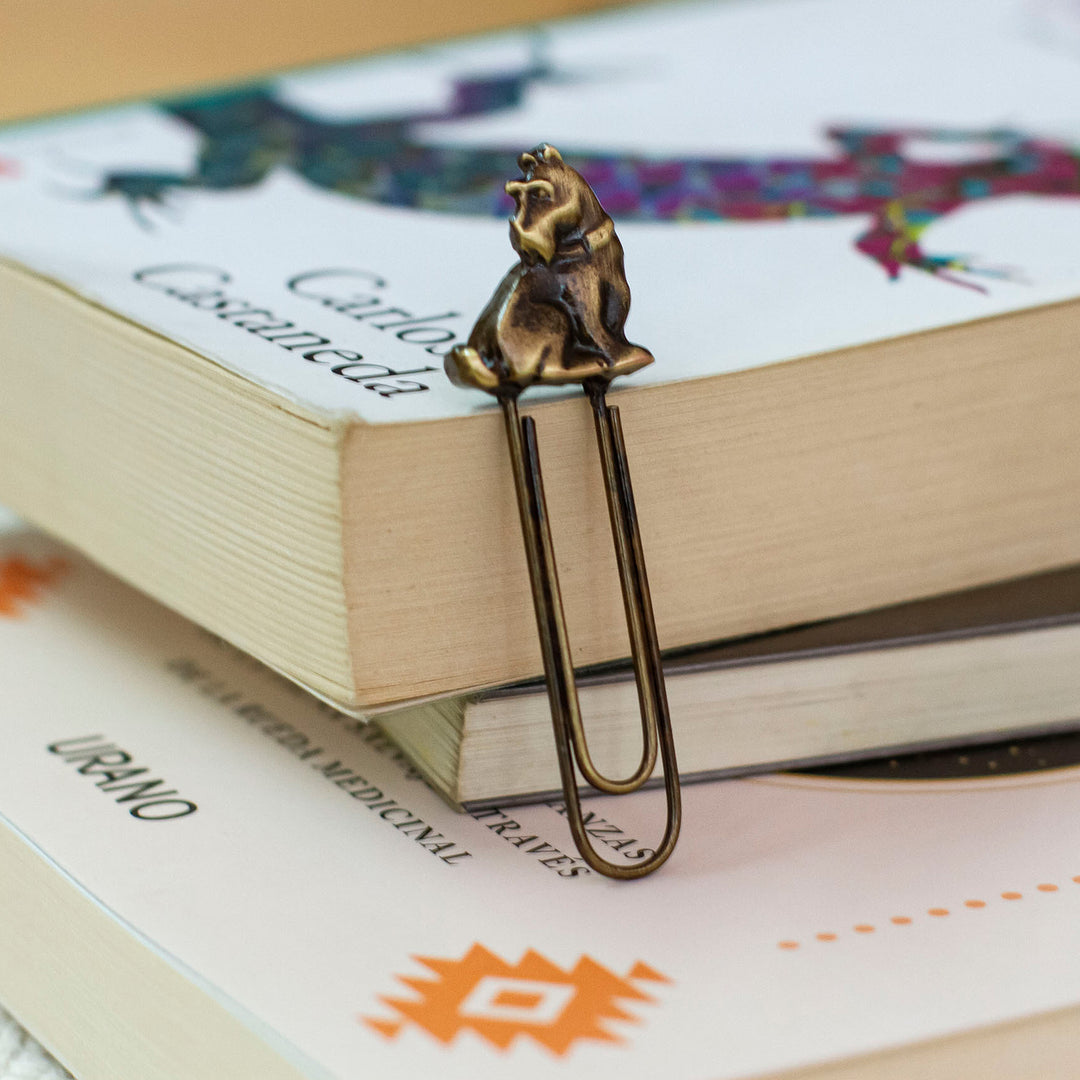 Antique-Finished Dog-Shaped Golden Zamac Metal Clip Bookmark - Loyal Glory