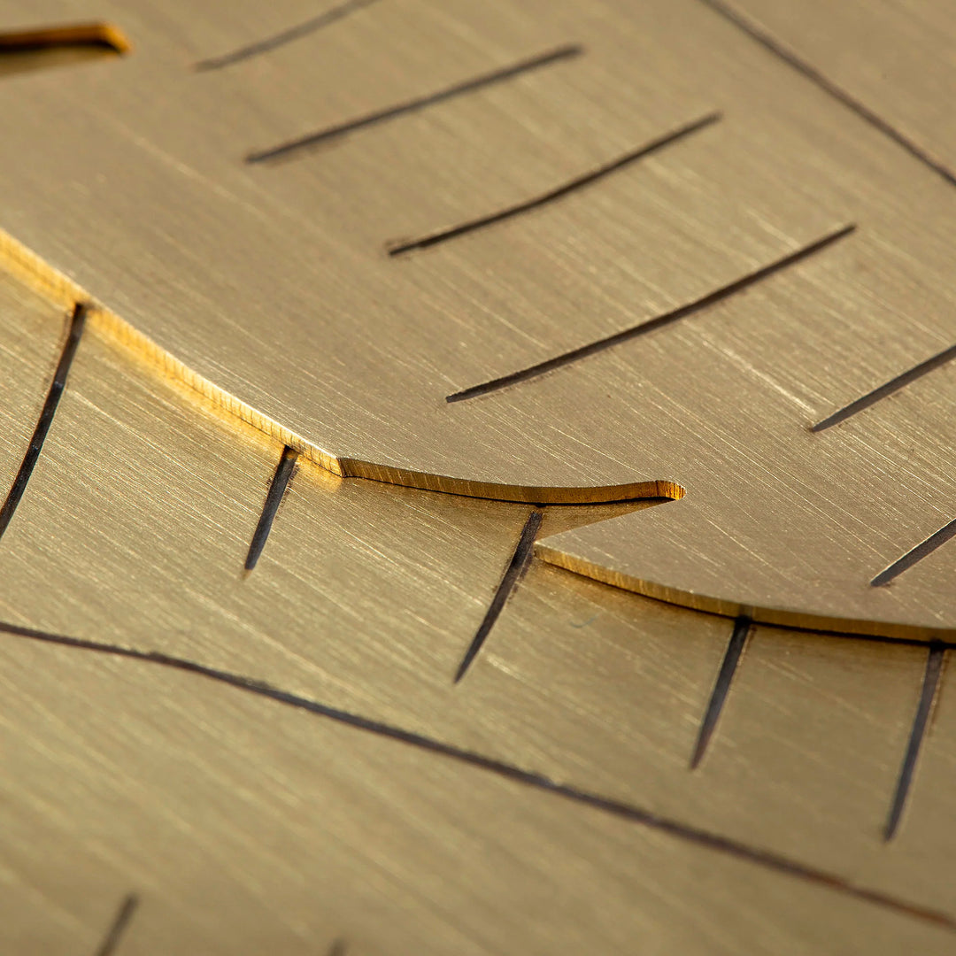 High-Polished Round Brass Banana Leaf Wall Art - Banana