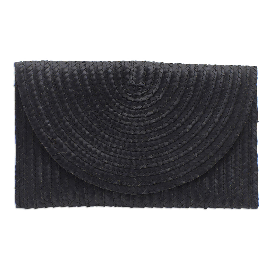 Tropical Braided Palmyra Palm Leaf Clutch in Onyx Hues - Onyx Epoch