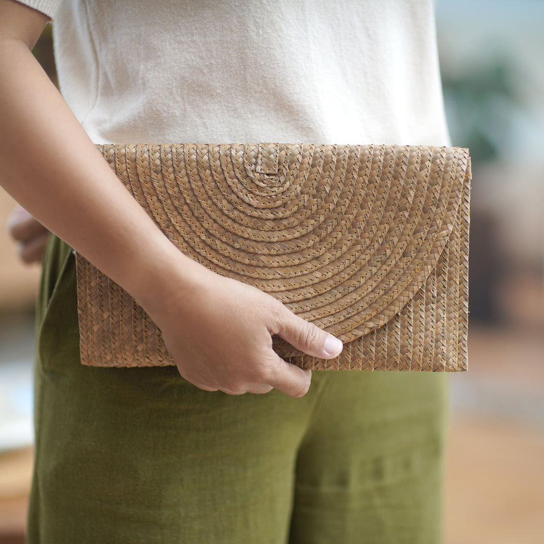 Tropical Braided Palmyra Palm Leaf Clutch in Sand Hues - Sand Epoch