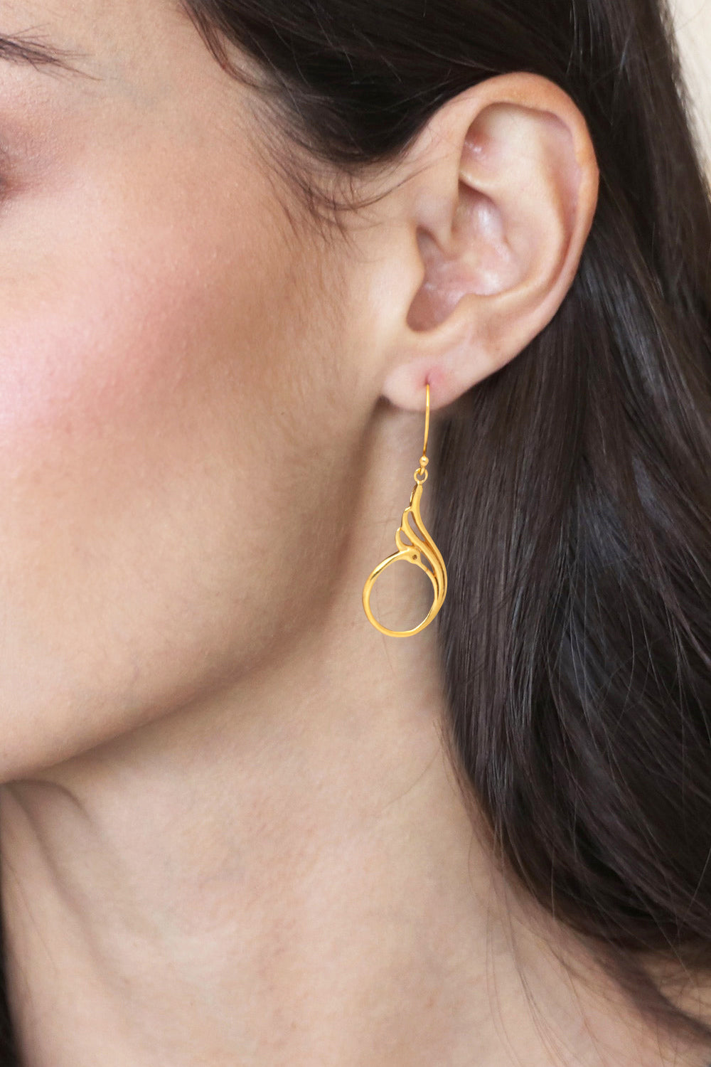 Peacock-Themed 18k Gold-Plated Brass Dangle Earrings - Peacock Radiance