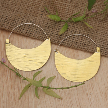 Textured Crescent