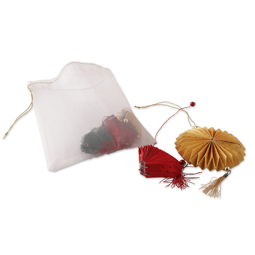 Set of 6 Classic Christmas-Themed Floral Paper Ornaments - Blooms of Christmas