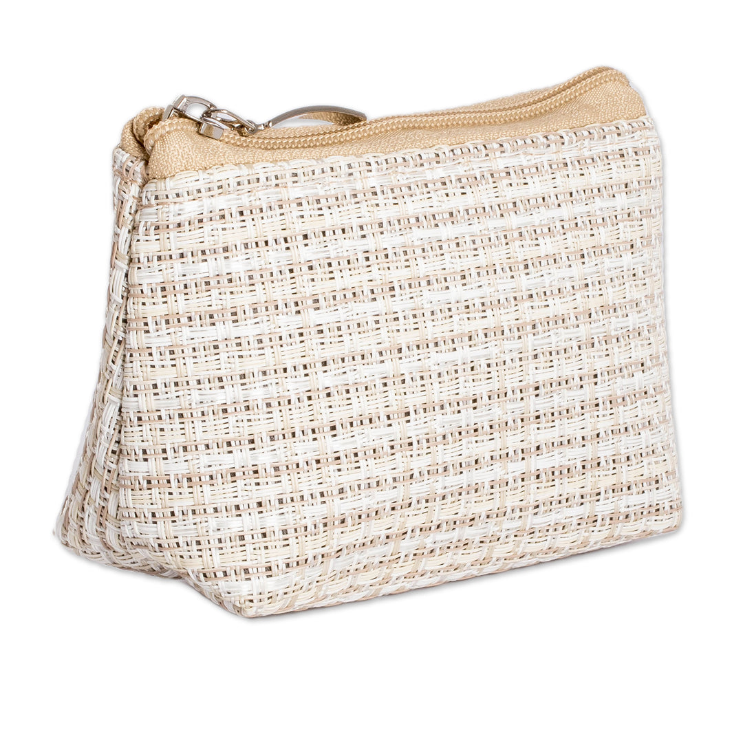 Costa Rican-Made Ecru Beige Coin Purse with Zipper Closure - Ecru Occasion