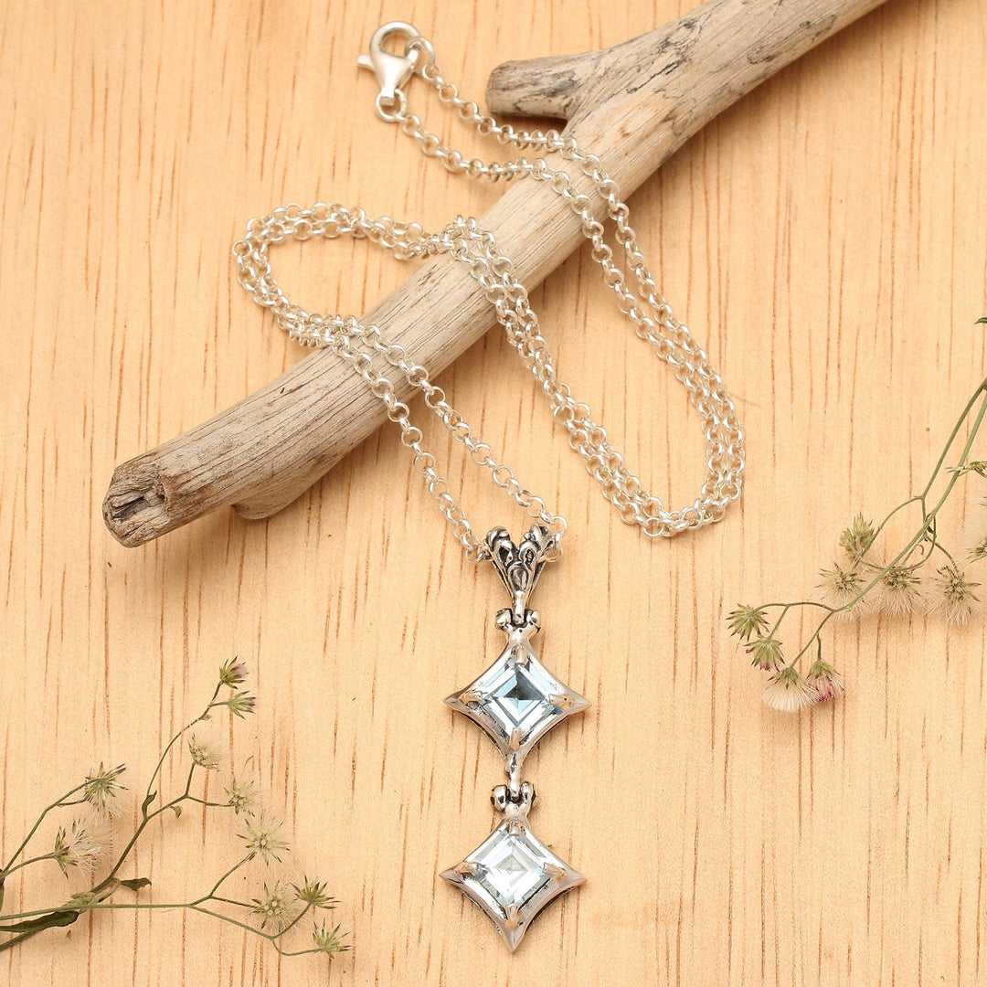 Balinese-Made Polished 3-Carat Blue Topaz Pendant Necklace - Celestial Spark