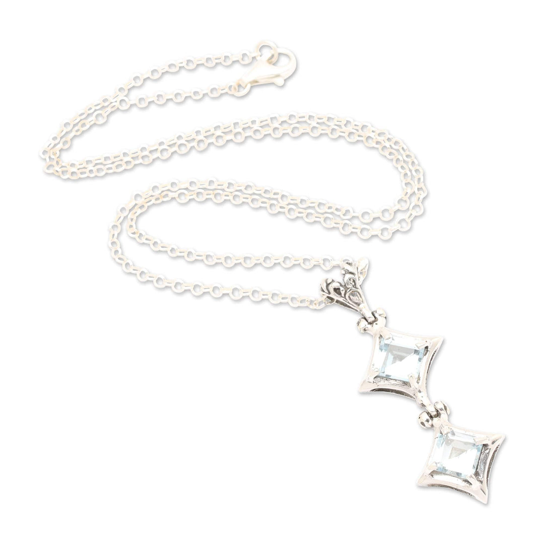 Balinese-Made Polished 3-Carat Blue Topaz Pendant Necklace - Celestial Spark